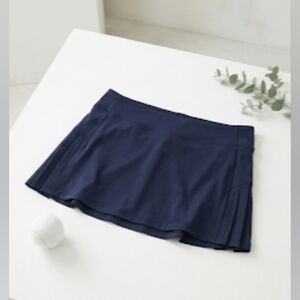 Lululemon Play Off The Pleats Skirt (Tall) Size 12 - True Navy - High Rise Tenni
